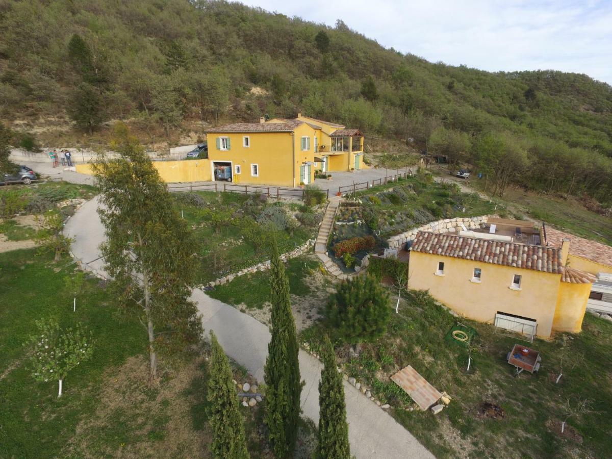 Le Jas Du Gabian Hotel Volonne Esterno foto