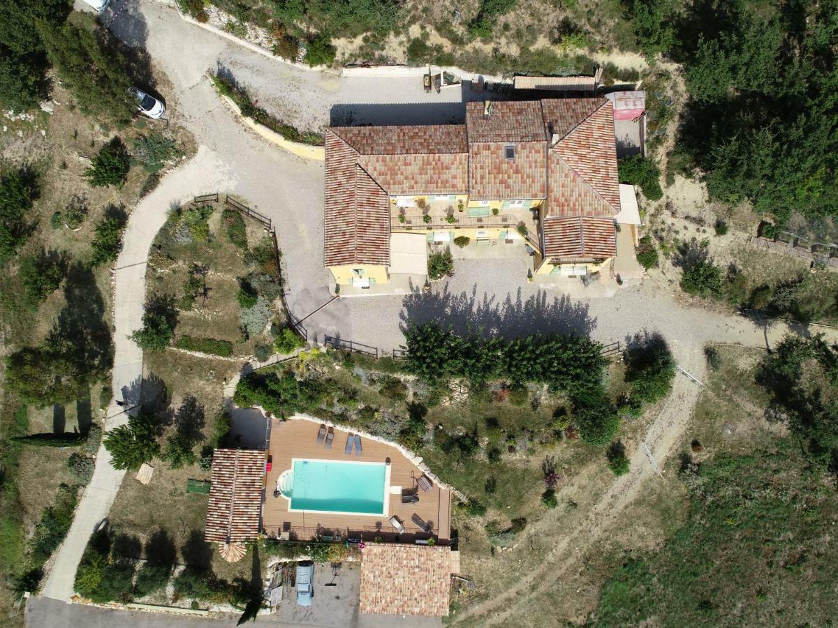 Le Jas Du Gabian Hotel Volonne Esterno foto