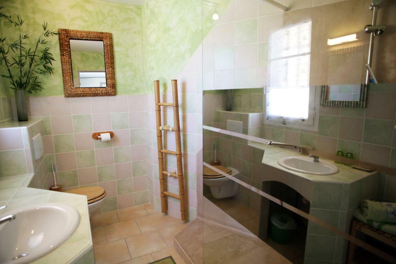 Le Jas Du Gabian Hotel Volonne Esterno foto